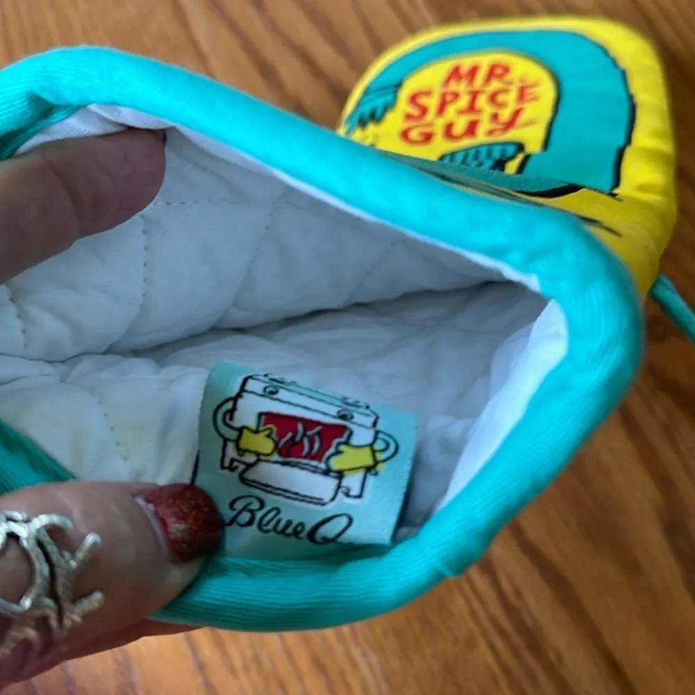 Blue Q Oven Mitt Cook Bake Mr Spice Guy